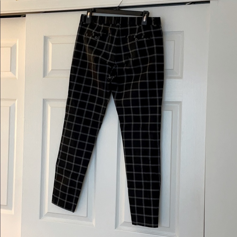 Capris - Picture 2 of 3